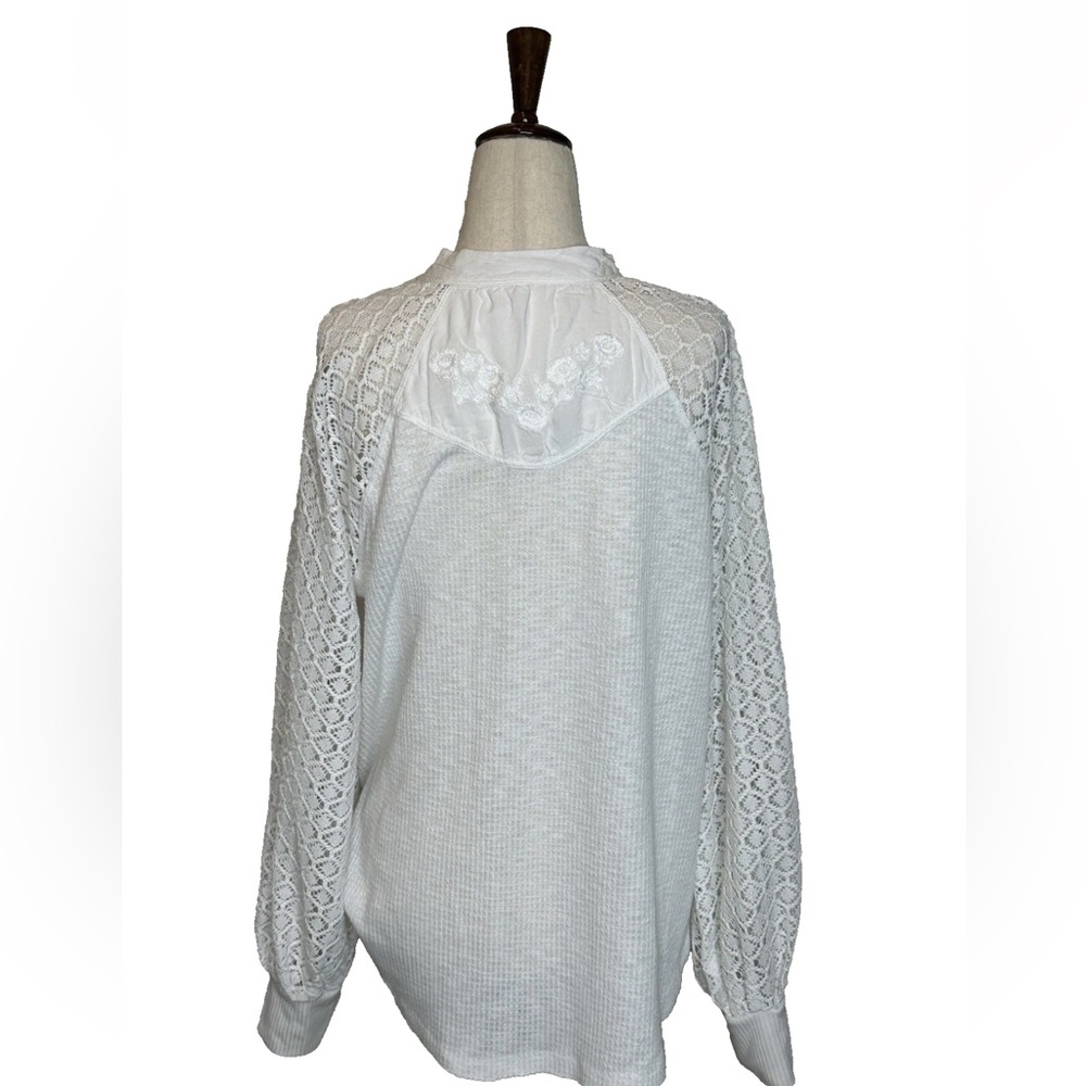 SOLD! Free People Sweetest Thing Thermal Top Size L White Embroidered Lace - Picture 5 of 10